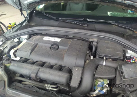 2013 Volvo Xc60 3.2/3.2 Platinum/3.2 Premier/3.2 Premier Plus from USA, damaged, VIN YV4940DZ9D2375591